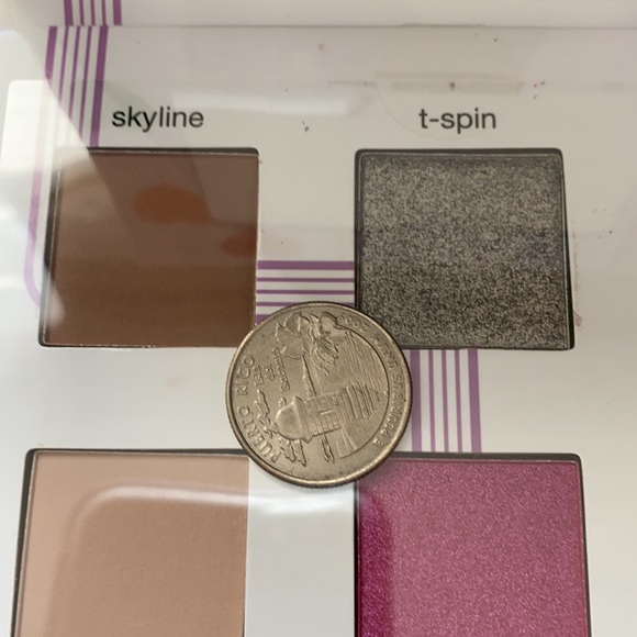 Tetris Block Party 6 Eyeshadow Palette x Ipsy - Picture 10 of 10